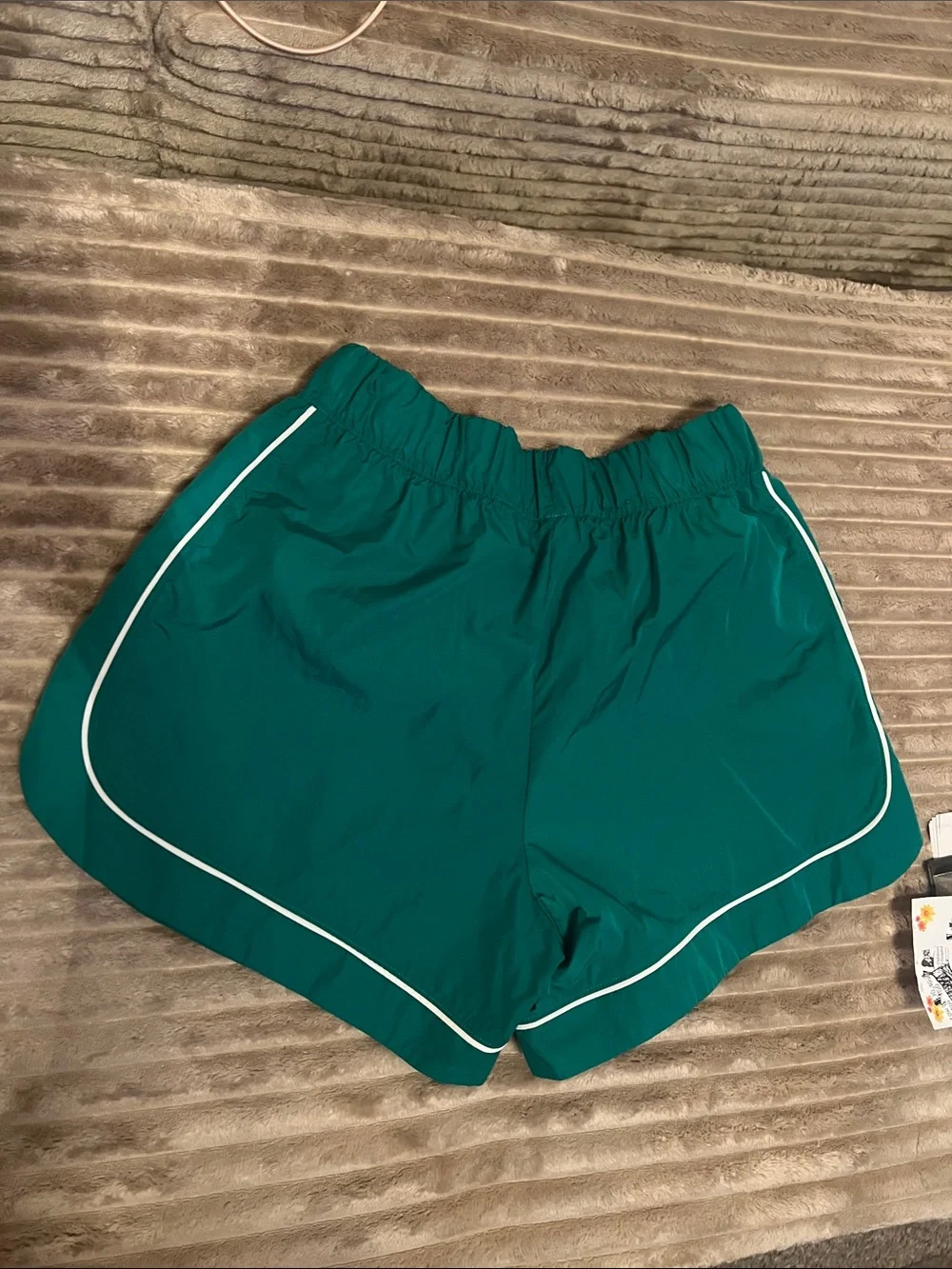 Alo green  shorts. Small